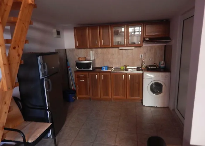 Dunav Str. * Ράβντα